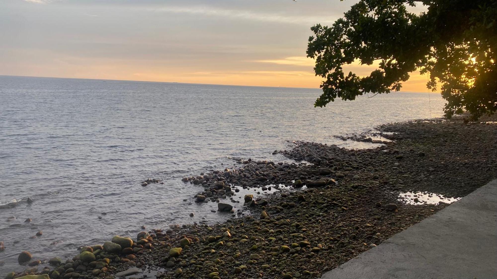 Seaside Traveler'S Inn By Camiguin Island Home Catarman  Экстерьер фото